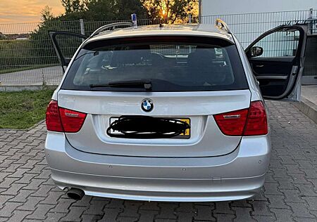 BMW 320i 320 3er Touring Touring Aut.