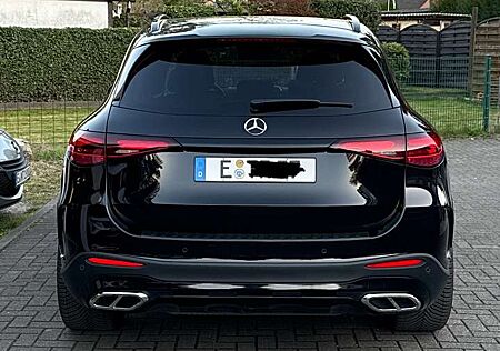Mercedes-Benz GLC 300 4Matic 9G-TRONIC AMG Line Prem. HUD DIGI PANO FAP