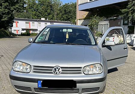 VW Golf Volkswagen IV 1.6