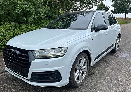 Audi Q7 3.0 TDI quattro 4M 3x S-Line 7 Sitzer Virtual