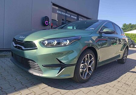 Kia Cee'd Ceed / Ceed Platinum AT*LED*Navi*Shzg*PDCv+h*Cam*SD*17"