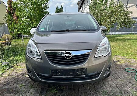 Opel Meriva 1.7 CDTI Automatik150 Jahre