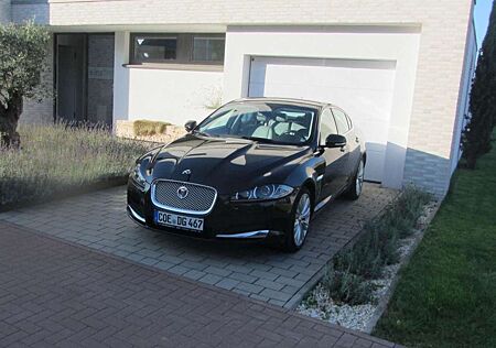 Jaguar XF 3.0 V6 Diesel Limosine LUXURY