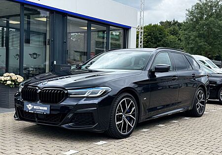 BMW 540 d xDrive M Sport/HEAD-UP/ HYBRID/KAMERA/SHZ/