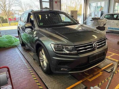 Volkswagen Tiguan Allspace 2.0 TDI*DSG*NAVI*AHK*LED*PDC*