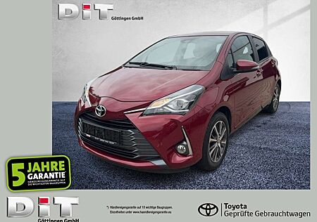 Toyota Yaris 1.5 Team D Navi+SHZ+Fernlichtass.+Kam.+LM