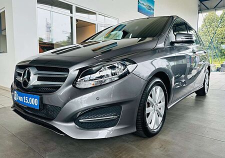 Mercedes-Benz B 180 1.6 7G-DCT Navi SHZG PDC v+h Klima