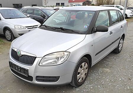 Skoda Fabia 1.2 HTP *TÜV NEU* EURO-4 ALLWETTER USB AUX-IN