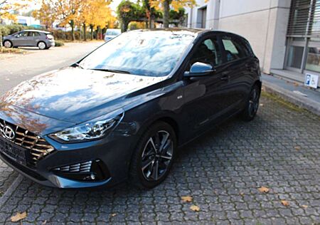 Hyundai i30 Trend Mild-Hybrid~1 HAND~ NAVI~RÜKFAHRKAMERA