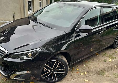 Peugeot 308 BlueHDi FAP 150 EAT6 Stop&Start Allure