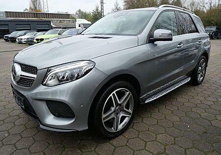 Mercedes-Benz GLE 400 4MATIC AMG Line Softclose - Kamera (70)