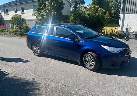 Toyota Avensis Touring Sports 1.6 D-4D