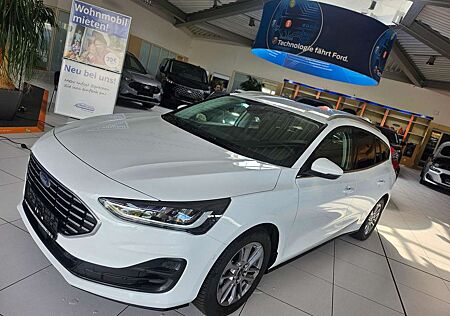 Ford Focus AUTOMATIK TiTANIUM X WINTERPAKET KAMERA LED NAVI P