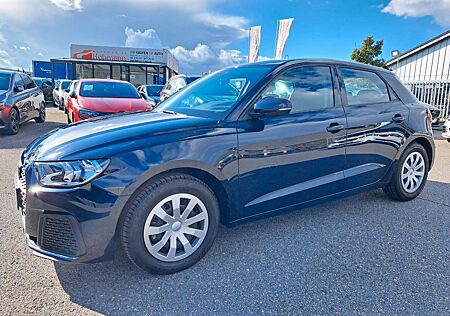 Audi A1 Sportback 30 TFSI basis Automatik/CarPlay/PDC