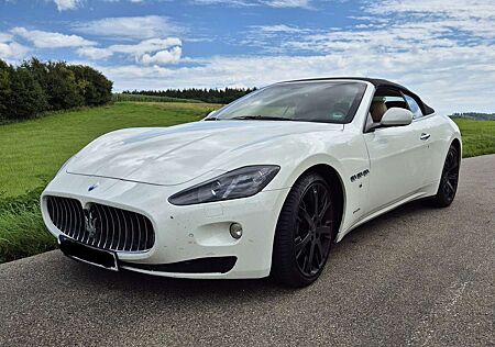 Maserati GranCabrio MC
