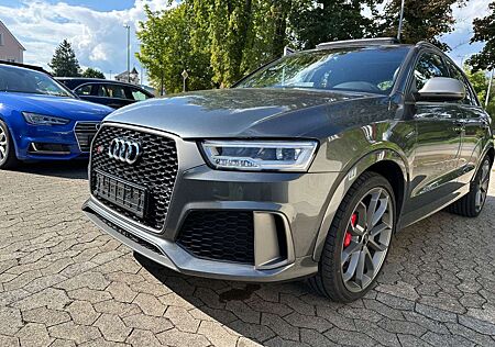 Audi RS Q3 quattro performance 1.Hand/Pano