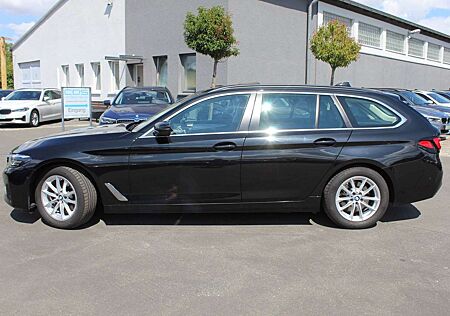 BMW 520 d Tour. +Standh.+Panoramad.+AHK+Memory+DAB+S-Leder