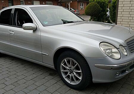 Mercedes-Benz E 220 CDI Classic