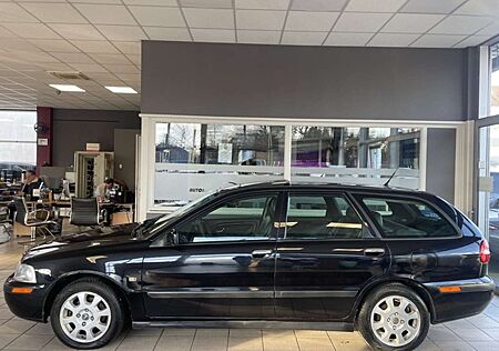 Volvo V40 Kombi 1.8 Classic Limited Edition Leder AHK