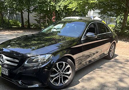 Mercedes-Benz C 180 CGI (205.040)