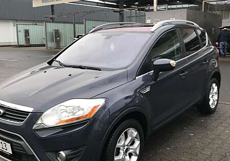 Ford Kuga Champions Edition