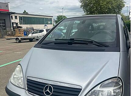 Mercedes-Benz A 160 Avantgarde Piccadilly