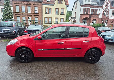 Renault Clio Expression " 1 Hand, Zahnriemen neu "
