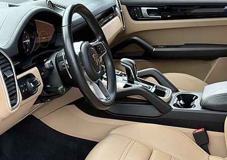 Porsche Cayenne E-Hybrid BOSE*PANORMA*SITZBELÜFTUNG*21 RS*CHRONO*