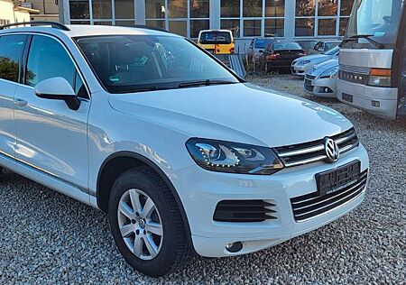 VW Touareg Volkswagen V6 TDI / NAVI / TÜV 07/26 / TEXT LESEN!!