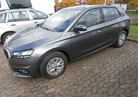 Skoda Fabia Selection 1.5TSI-DSG, Klima LM PDC LED 5J. Garant