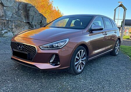 Hyundai i30 1.4 T-GDI DCT Premium