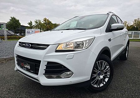 Ford Kuga 4x4 Titanium Navi Kamera Anhänger