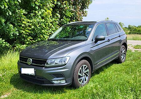 VW Tiguan Volkswagen 2.0 TSI 4Motion (BlueMotion Technology) DSG