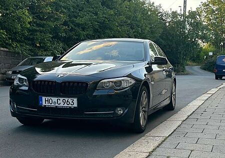 BMW 528i 528