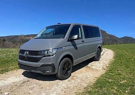VW T6 Multivan Volkswagen Multivan Kurz 4MOTION Edition