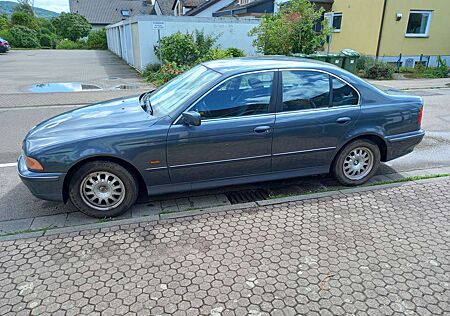 BMW 520i 520