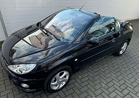 Peugeot 206 CC Platinum Leder erst 41 TKM 1.Hand Klimatr. PDC