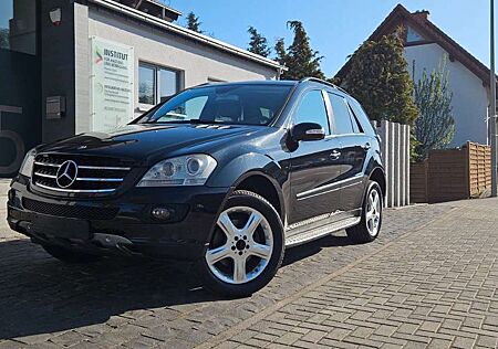 Mercedes-Benz ML 320 CDI Automatik 4x4 Leder 19" AHK 3500kg