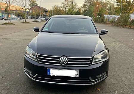 VW Passat Volkswagen Highline BlueMotion