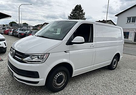 VW T6 Transporter Volkswagen 2.0 TDi DSG Kamera LED Leder AHK