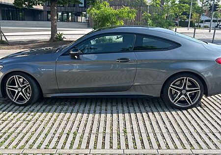 Mercedes-Benz C 63 AMG Mercedes Amg C63s mercedes-ambiente+night Package