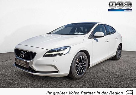 Volvo V40 2.0 Momentum KAMERA NAVI STANDHZ LED PANO