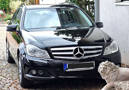 Mercedes-Benz C 300 C300 T (BlueEFFICIENCY) 7G-TRONIC