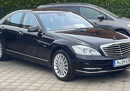 Mercedes-Benz S 500 BlueEFFICIENCY 7G-TRONIC