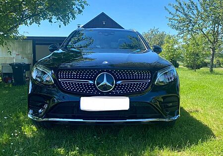 Mercedes-Benz GLC 250 GLC 250d AMG Line VOLL Pano HUD Leder Standheizung