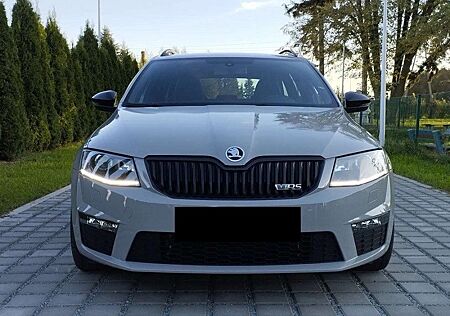 Skoda Octavia Combi 2.0 TDI (Green tec)RS