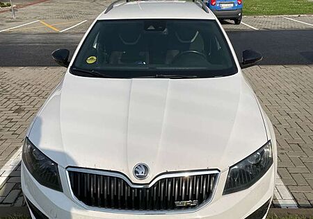 Skoda Octavia Combi 2.0 TDI (Green tec) RS