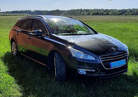 Peugeot 508 SW Diesel 160 Allure/Panoramadach/Navi etc.