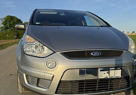 Ford S-Max 2.3 Titanium