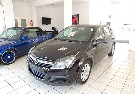 Opel Astra H Lim. Basis